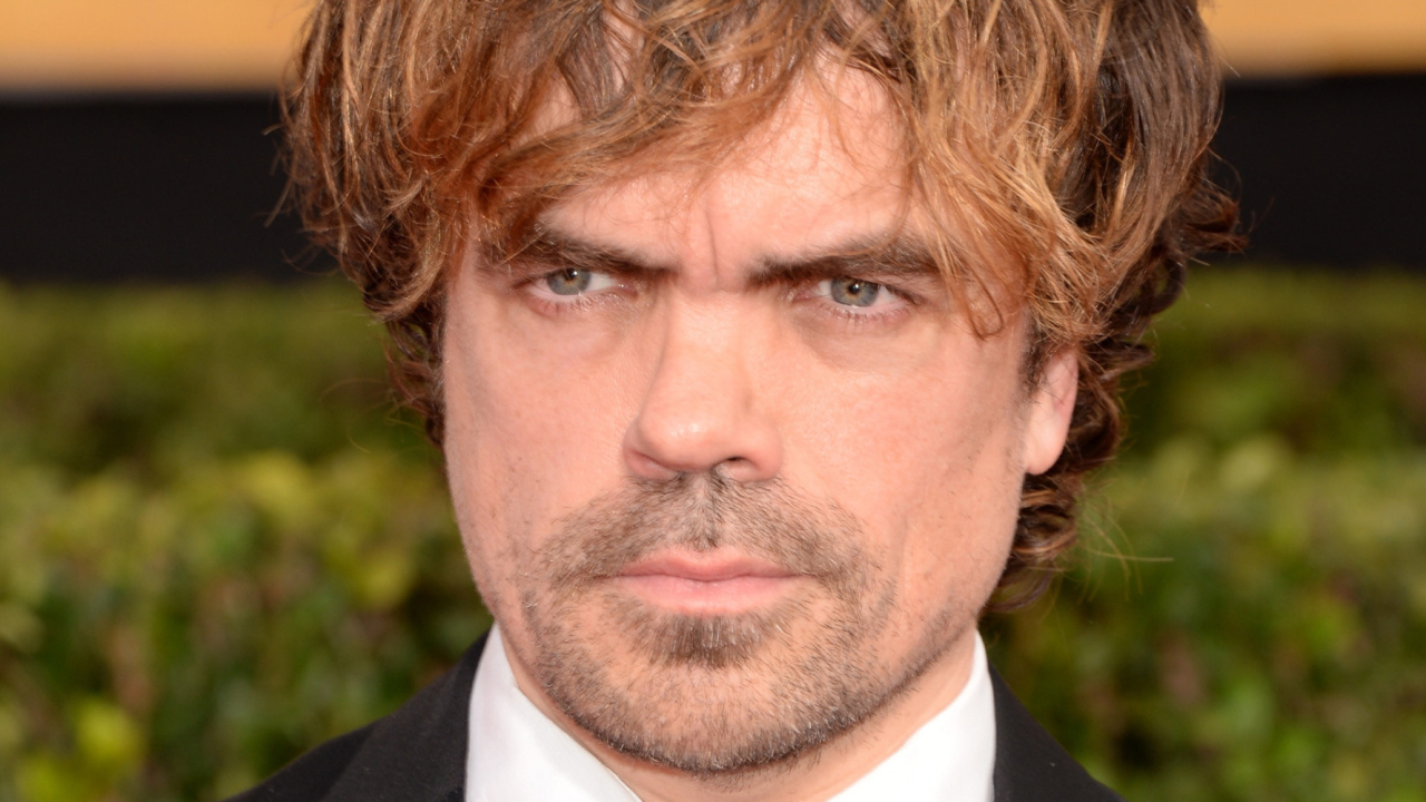 Популярный актер Питер Динклэйдж