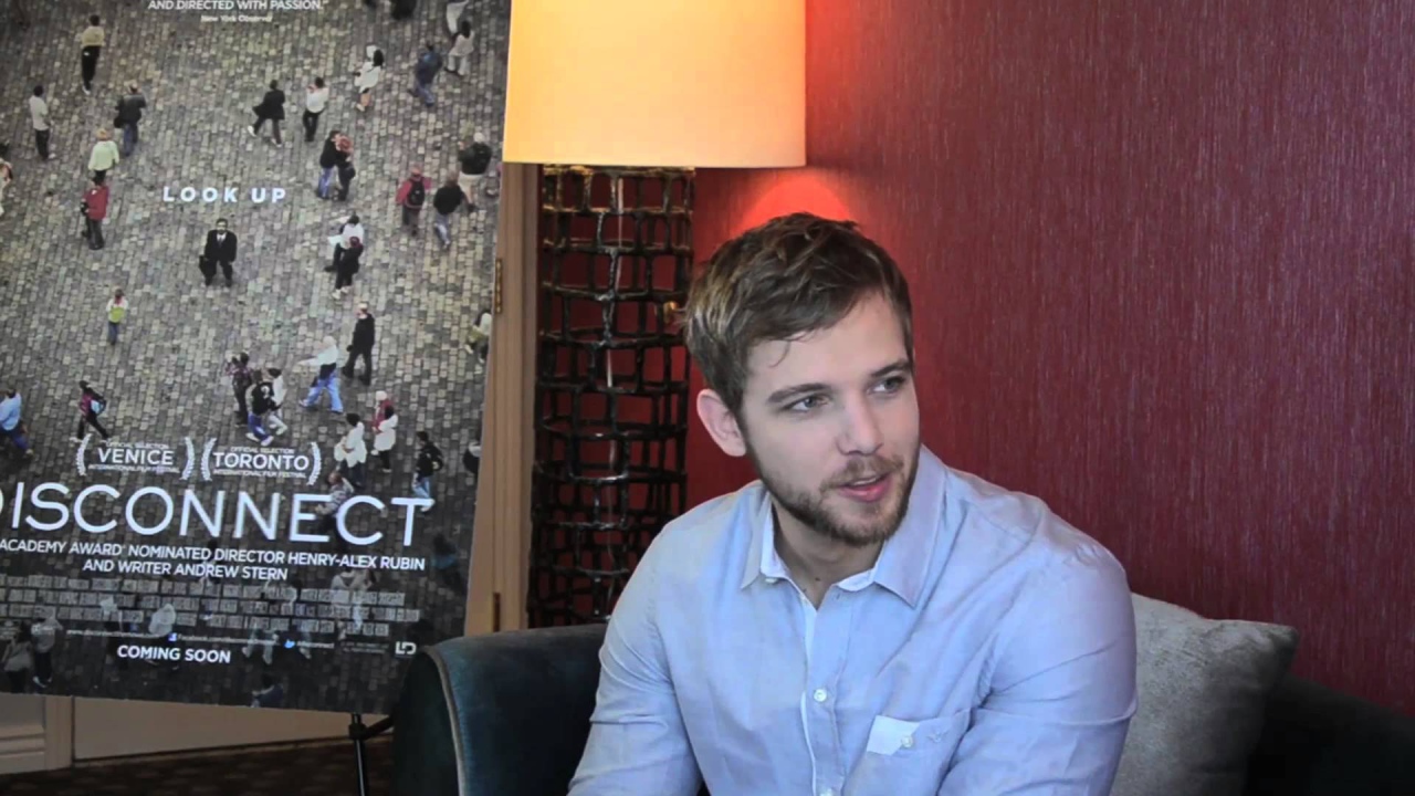 Популярный Макс Тириот