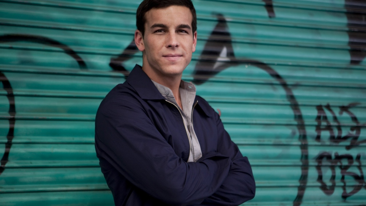 Актер Марио Касас