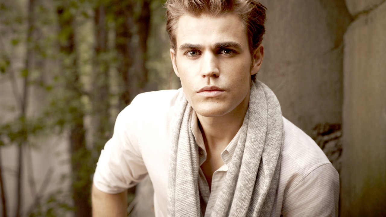 Возлюбленный актер Пол Уэсли