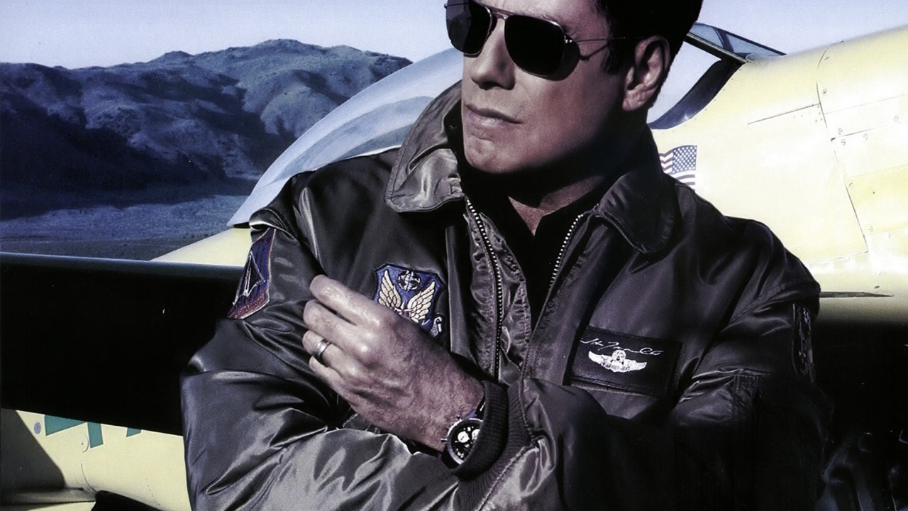 Известный актер Джон Траволта