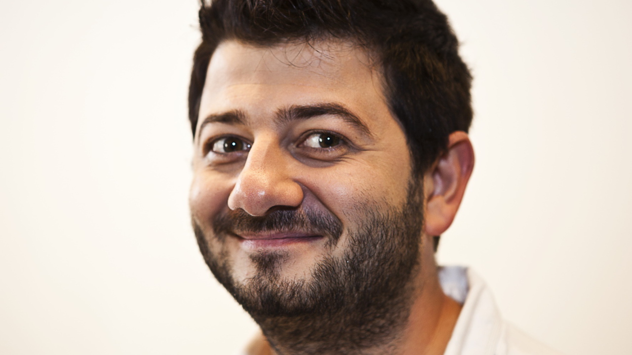 Забавный Михаил Галустян