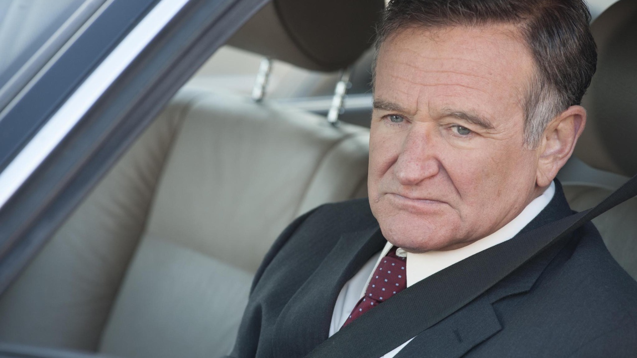 Робин Уильямс за рулем автомобиля