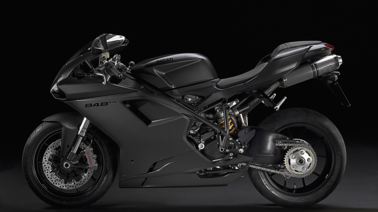 Красивый мотоцикл в москве Ducati Superbike 848 Evo