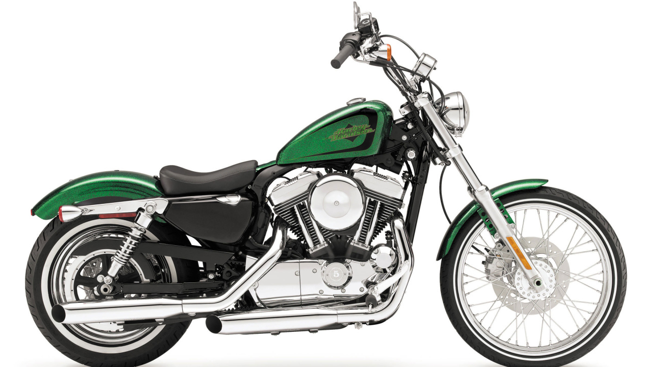 Красивый мотоцикл в москве Harley-Davidson XL 1200V Sportster Seventy-Two