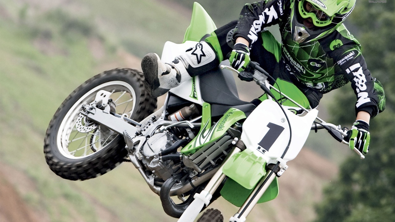 Мотоцикл модели Kawasaki KX 85-II