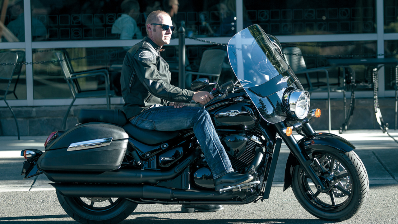 Невероятный мотоцикл Suzuki Intruder C1500T