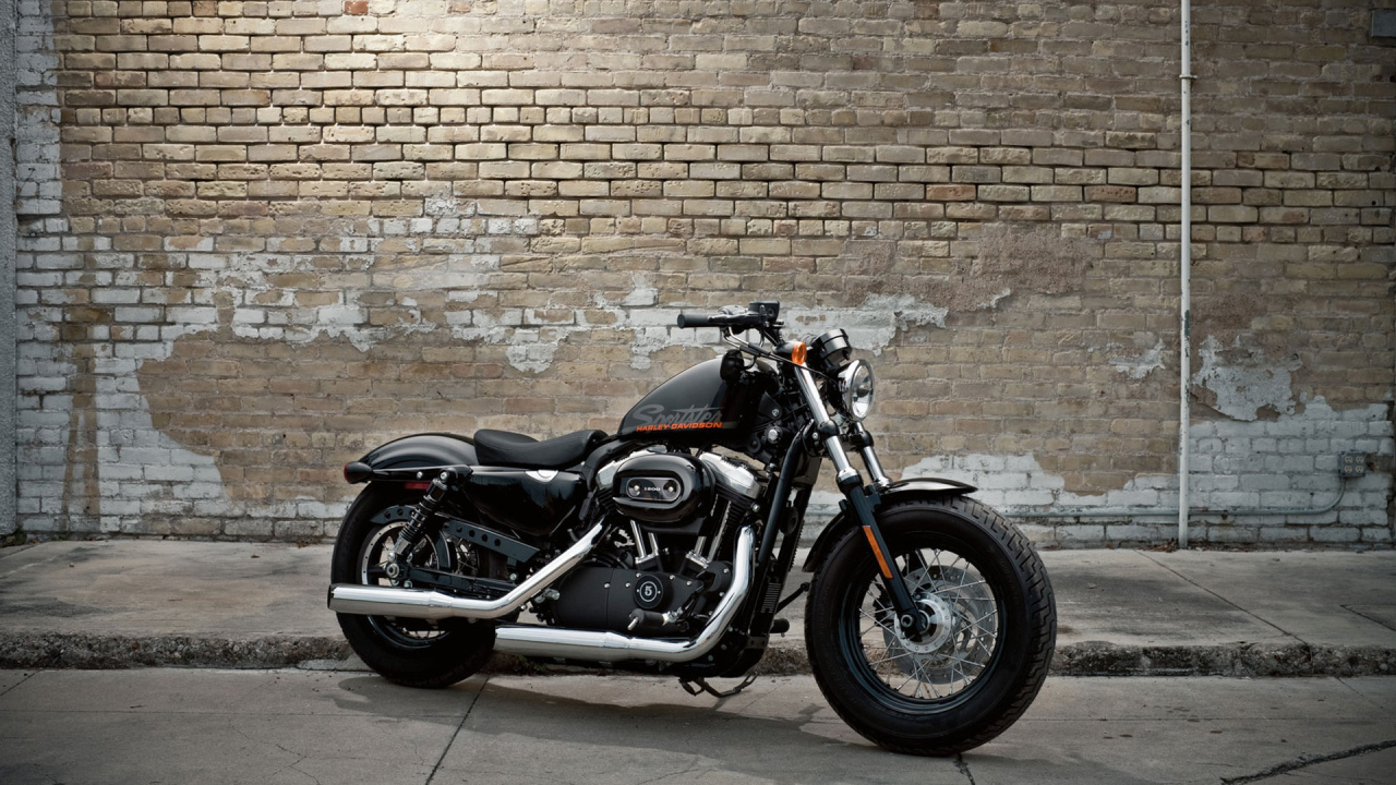 Новый надежный мотоцикл Harley-Davidson XL 1200X Sportster Forty-Eight
