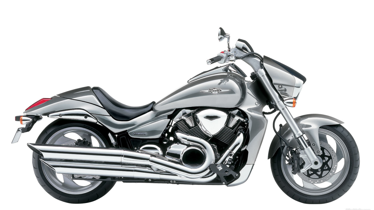 Популярный мотоцикл Suzuki  Intruder M1800 R