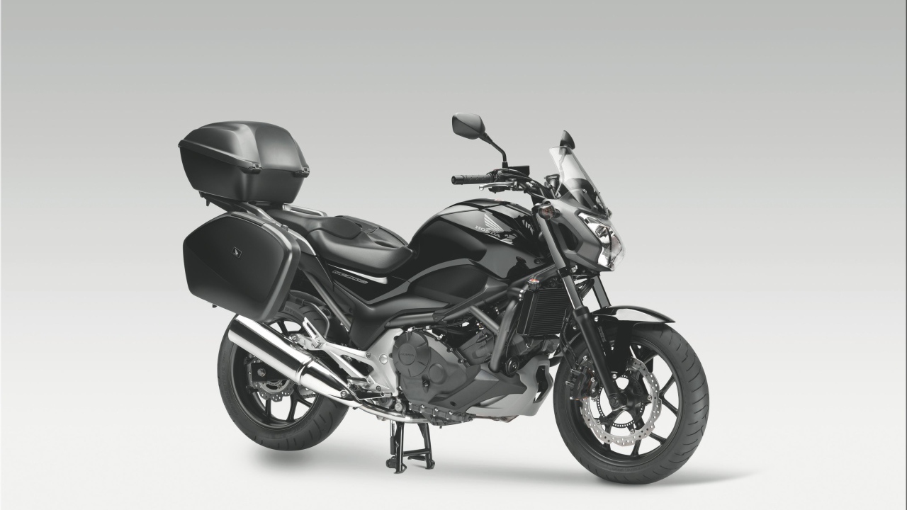 Надежный мотоцикл Honda NC 700 X