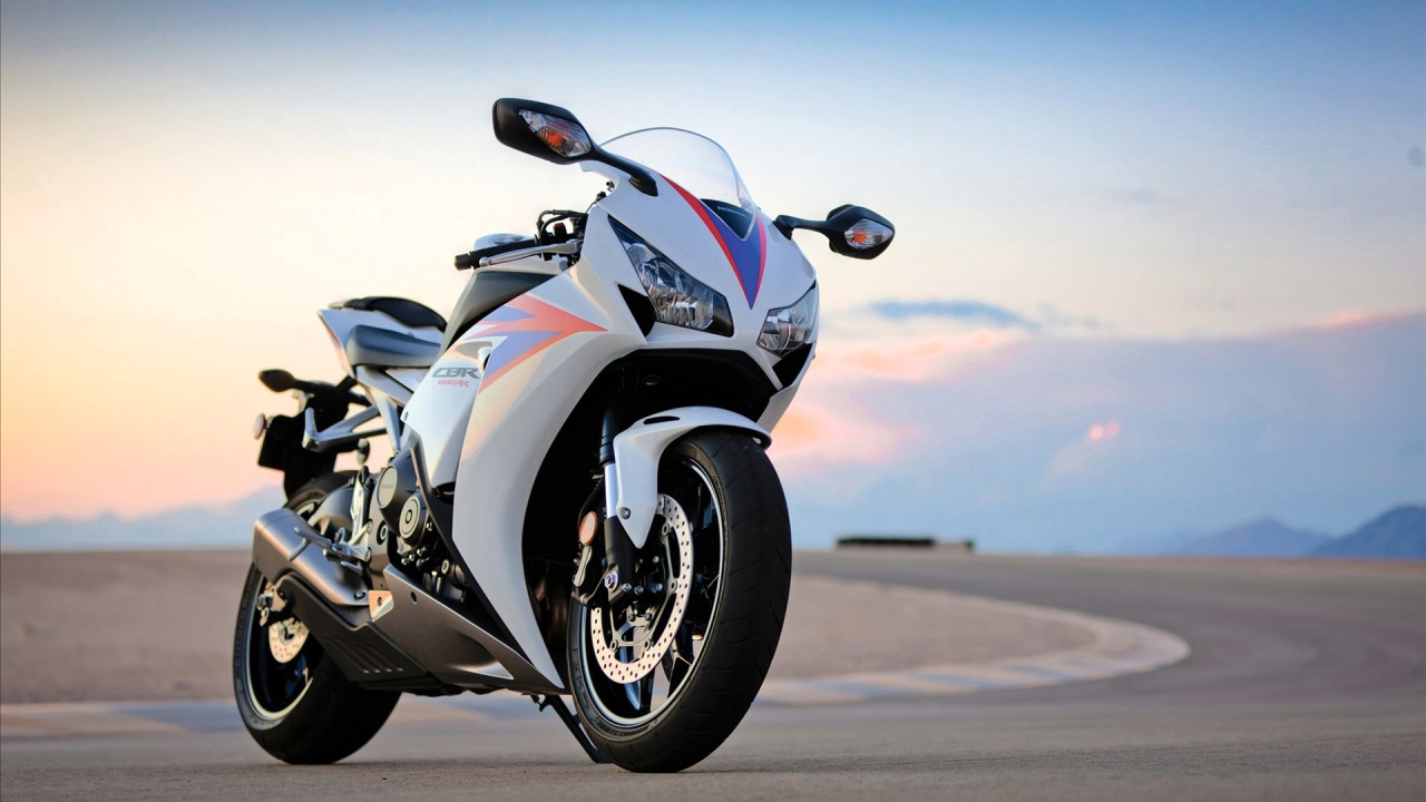 Мотоцикл Honda cbr 1000rr