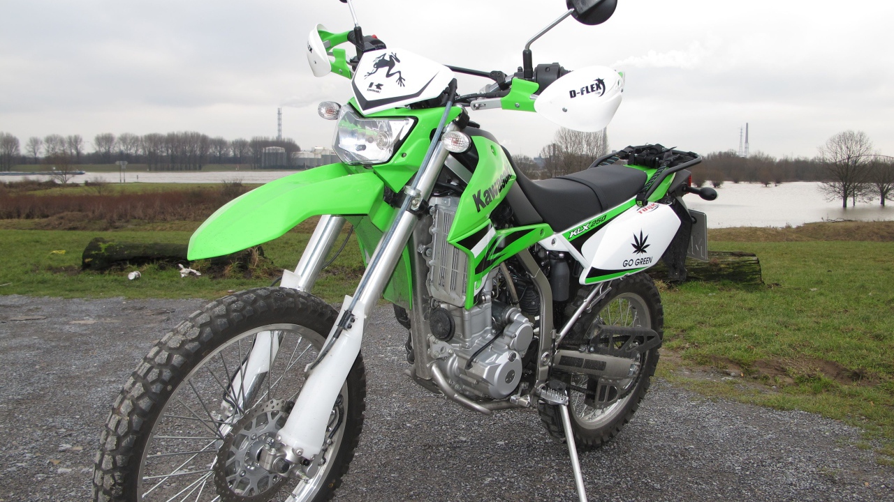 Невероятный мотоцикл Kawasaki KLX 250