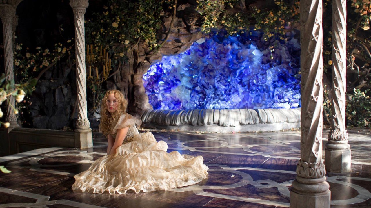 Премьера фильма Красавица и чудовище 2014