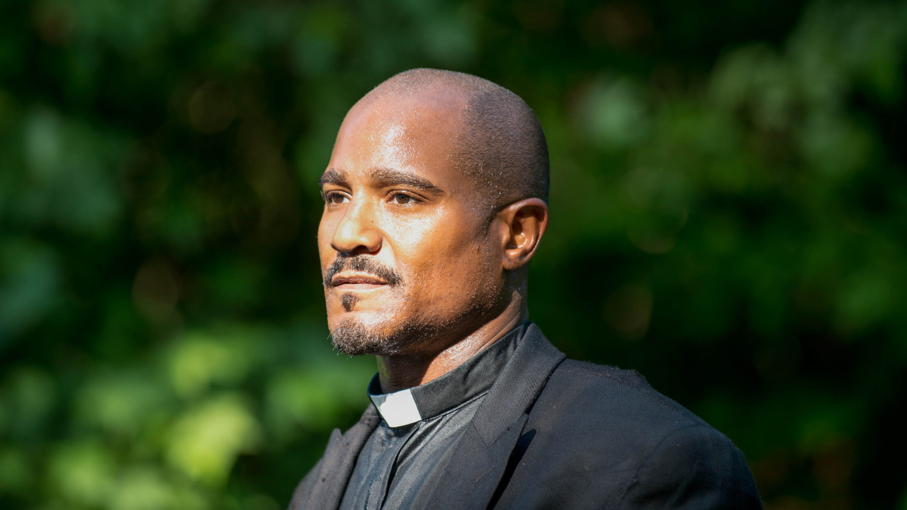 Священник из Ходячих мертвецов