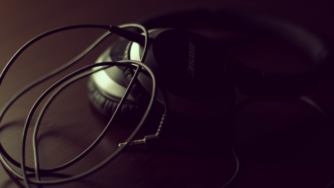 Cтарые наушники