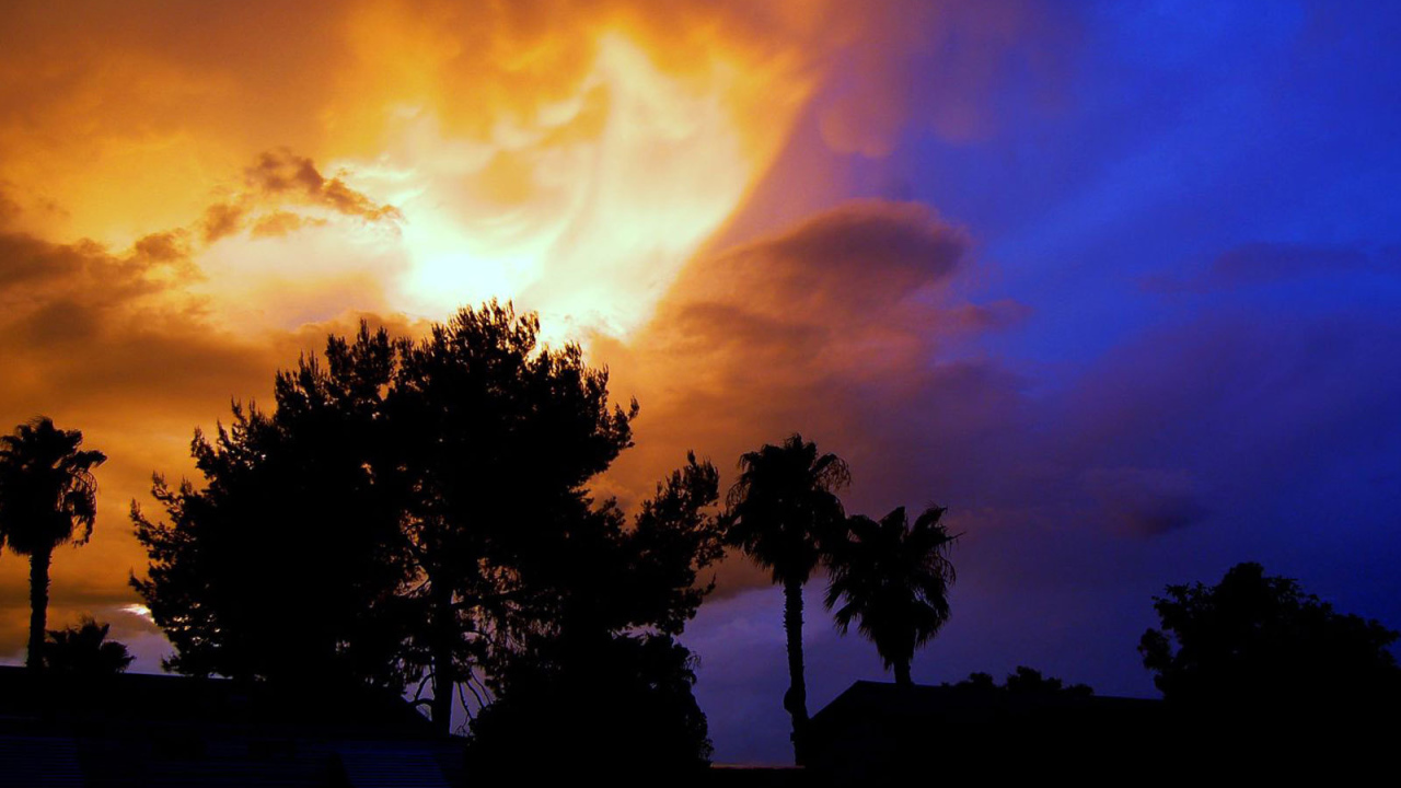 Светящиеся облака