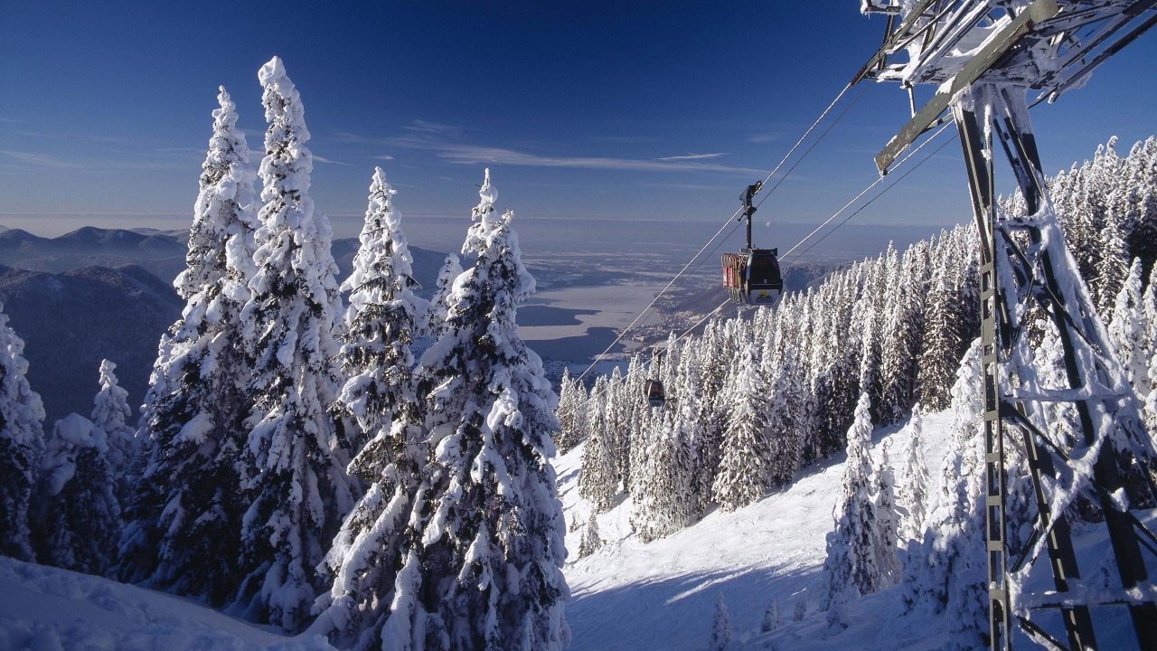 Подъемник на снежную гору