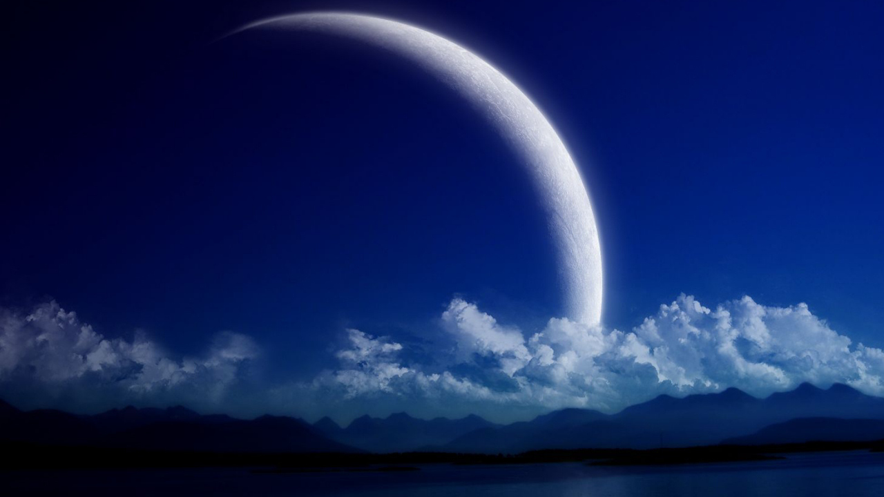 Очень большая луна