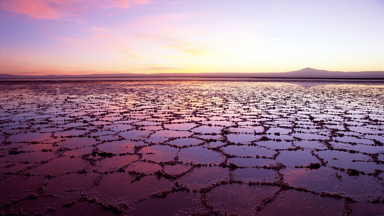 Соленое озеро в Чили 