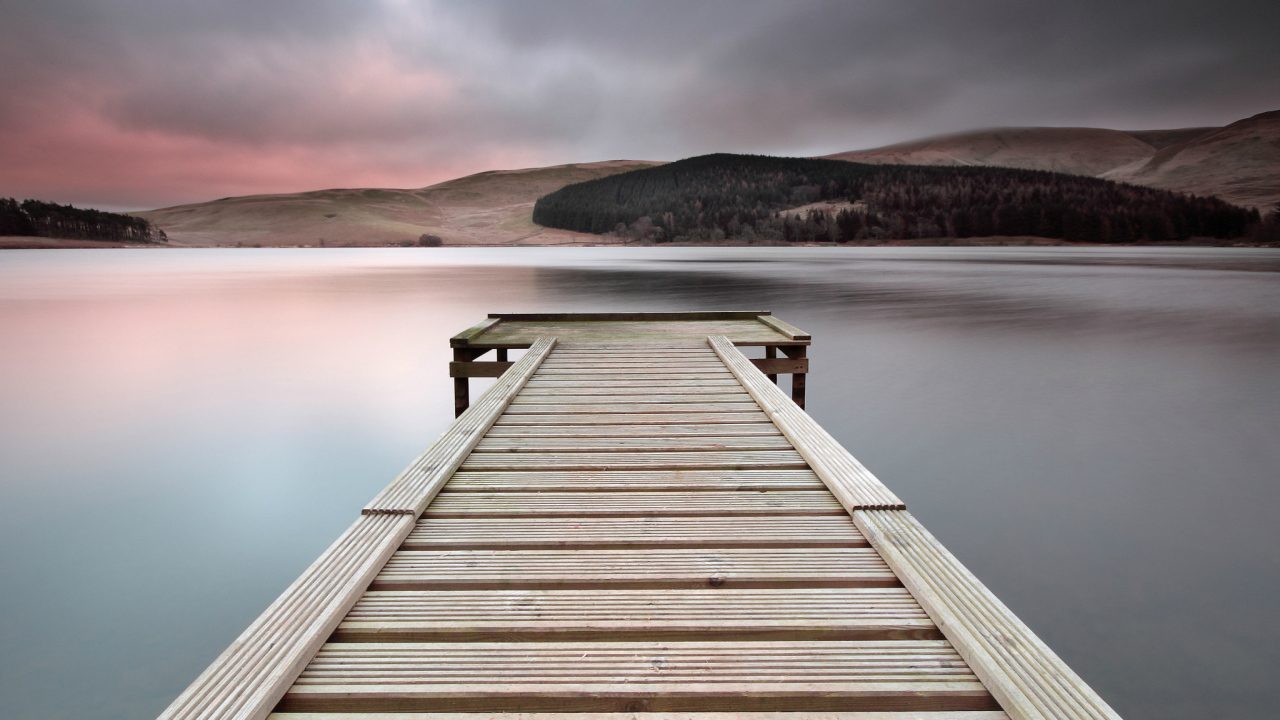 Озеро в Шотландии