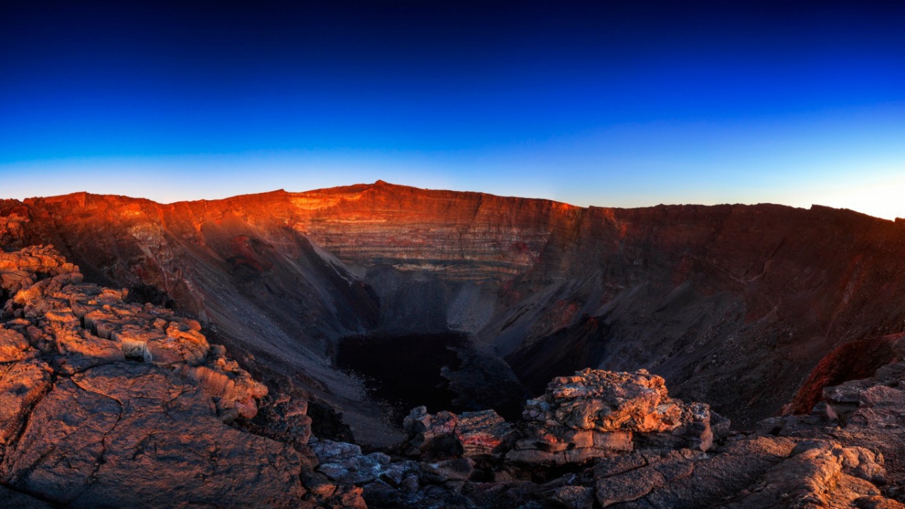 Старый спящий вулкан