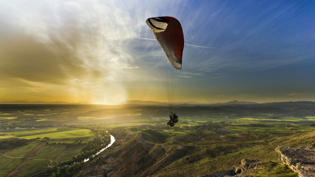 Прыжок с парашютом