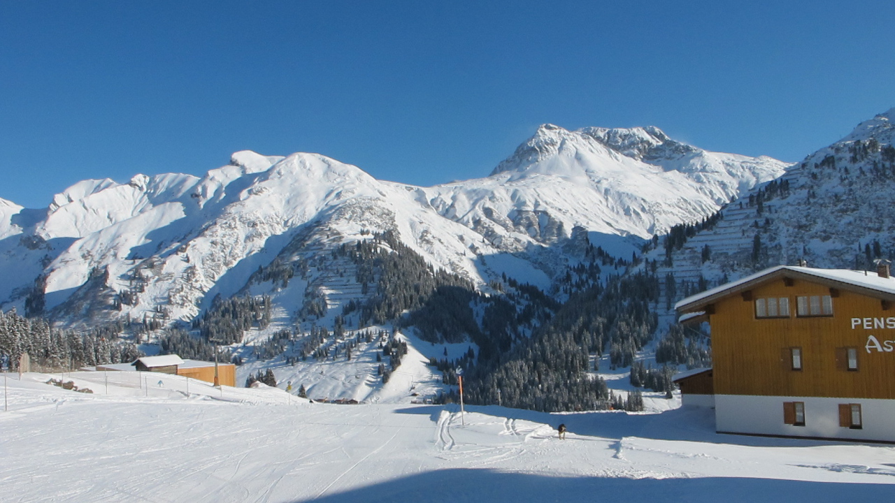 Альпы на горнолыжном курорте Лех, Австрия