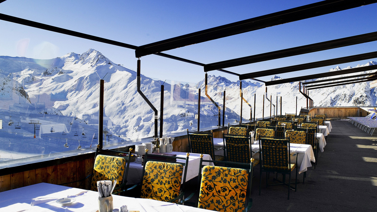 Кафе на горнолыжном курорте Ишгль, Австрия