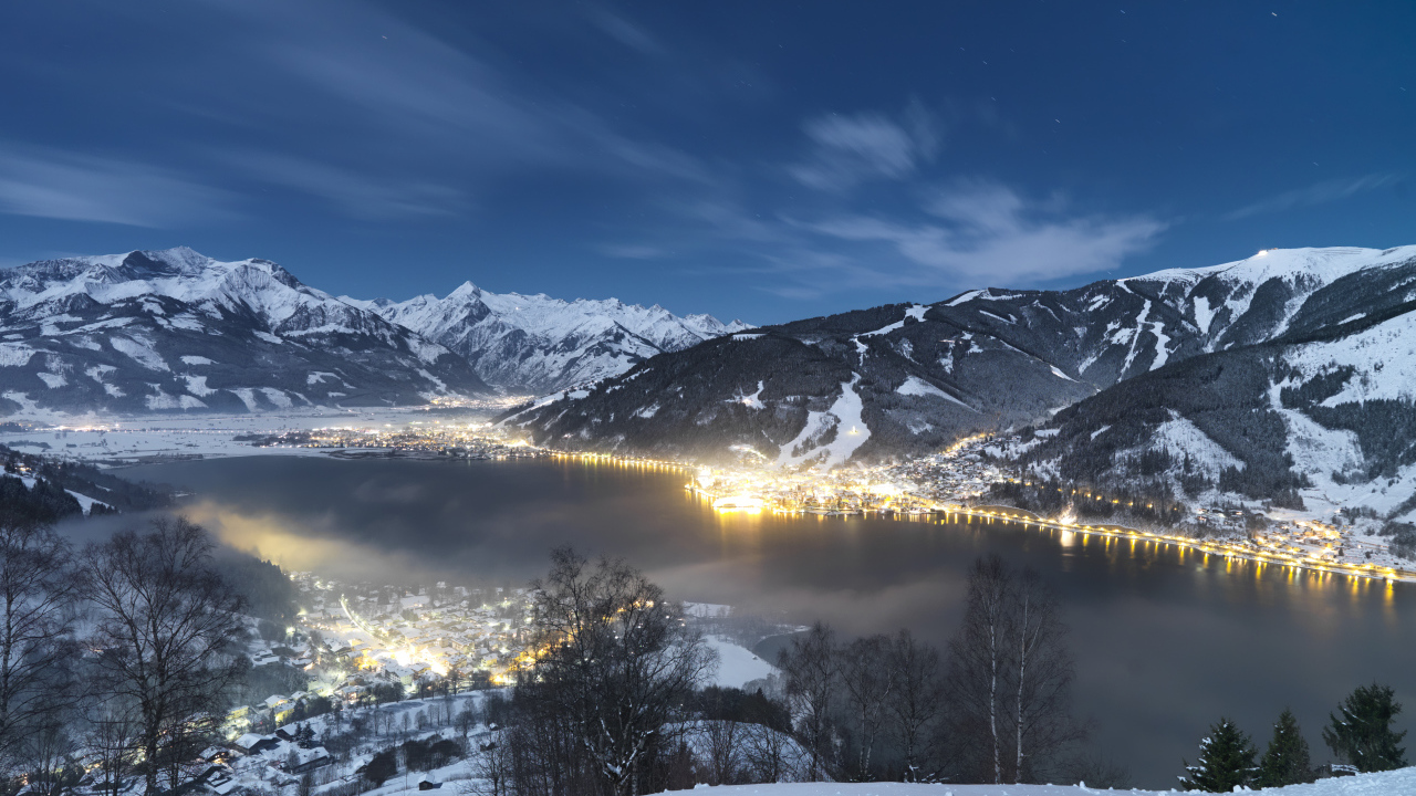 Вечернее сияние на курорте Цель-ам-Зее, Австрия