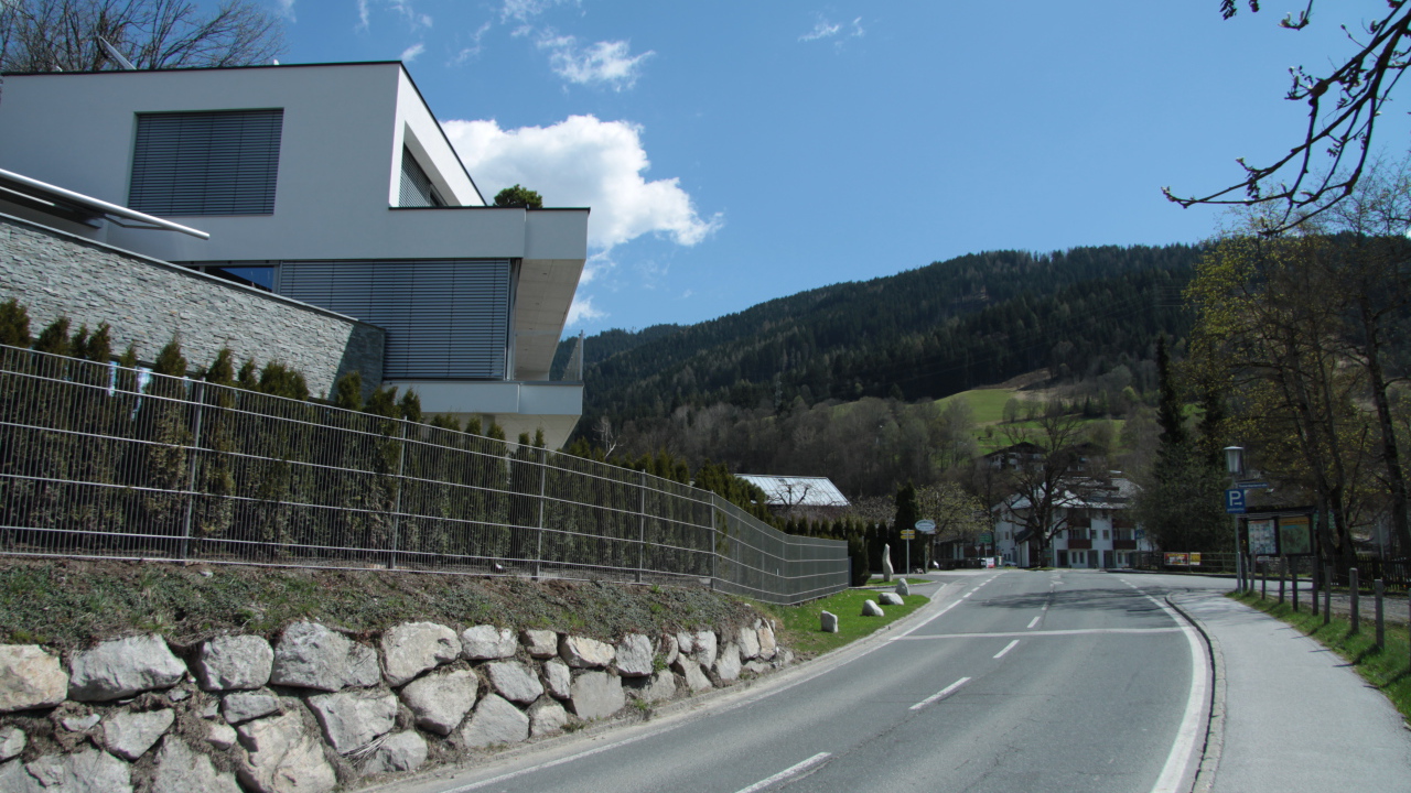 Горная дорога на курорте Цель-ам-Зее, Австрия