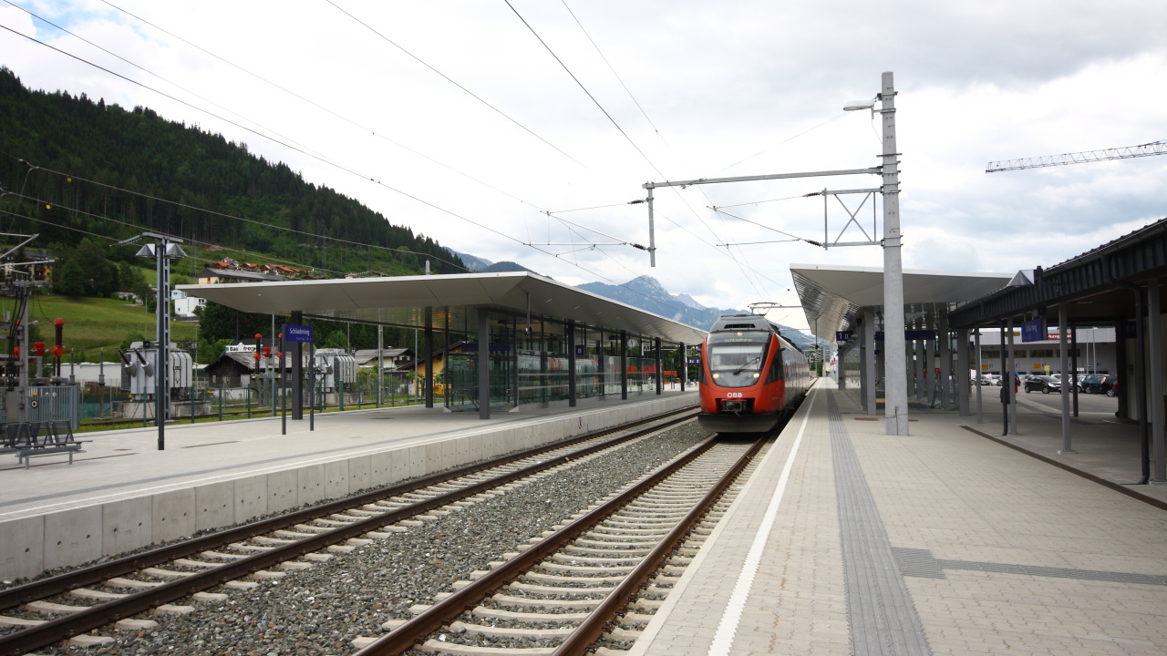 Железнодорожный вокзал на горнолыжном курорте Шладминг, Австрия