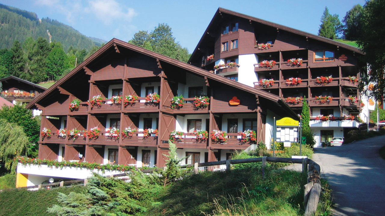 Городские дома на горнолыжном курорте Бад Кляйнкирххайм, Австрия