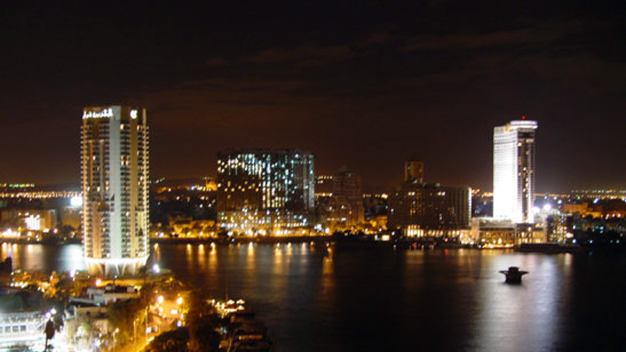 Ночные огни в Каире