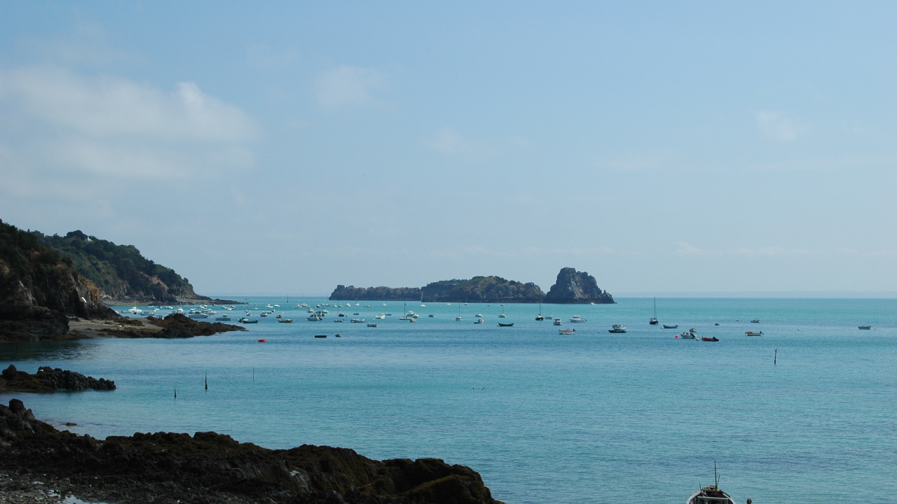 Голубая лагуна в Нормандии, Франция