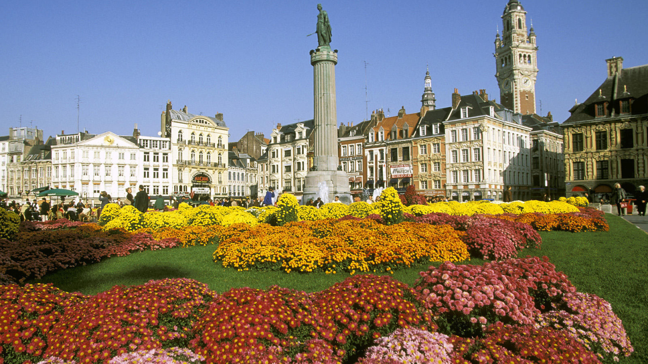 Клумбы в городе Лилль, Франция
