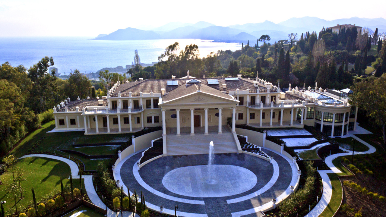 Дворец в Каннах, Франция