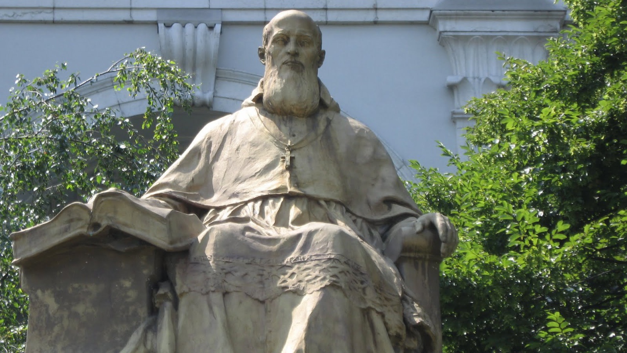 Статуя в городе Аннеси, Франция