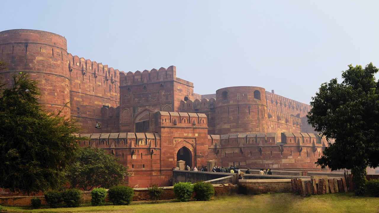 Осенний отпуск в Агре