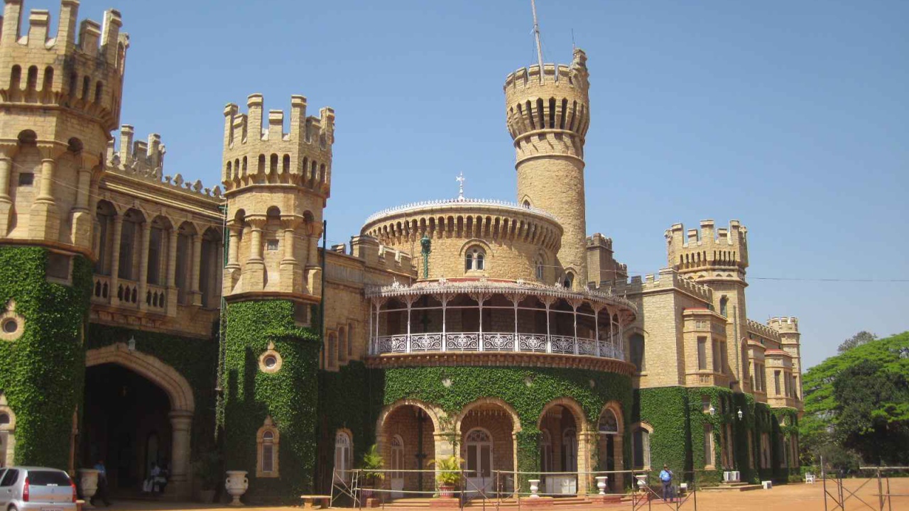 Красивый замок в Бангалоре