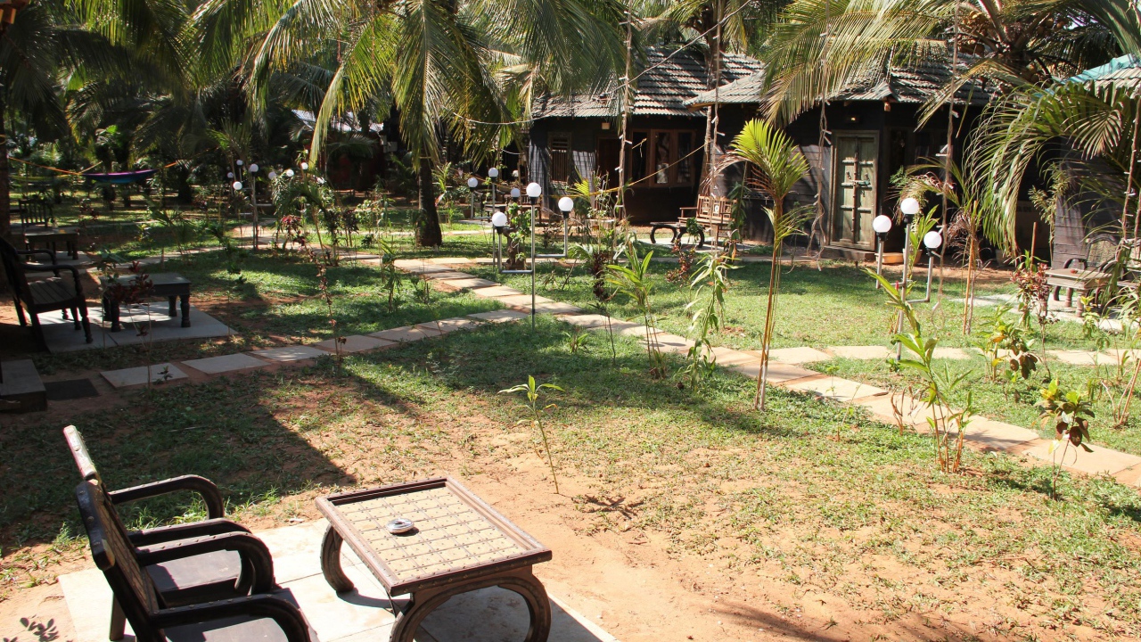 Дворик в Ашвеме