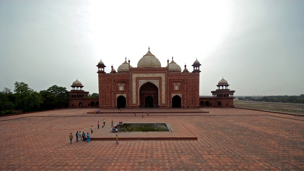 Mosque in Agra