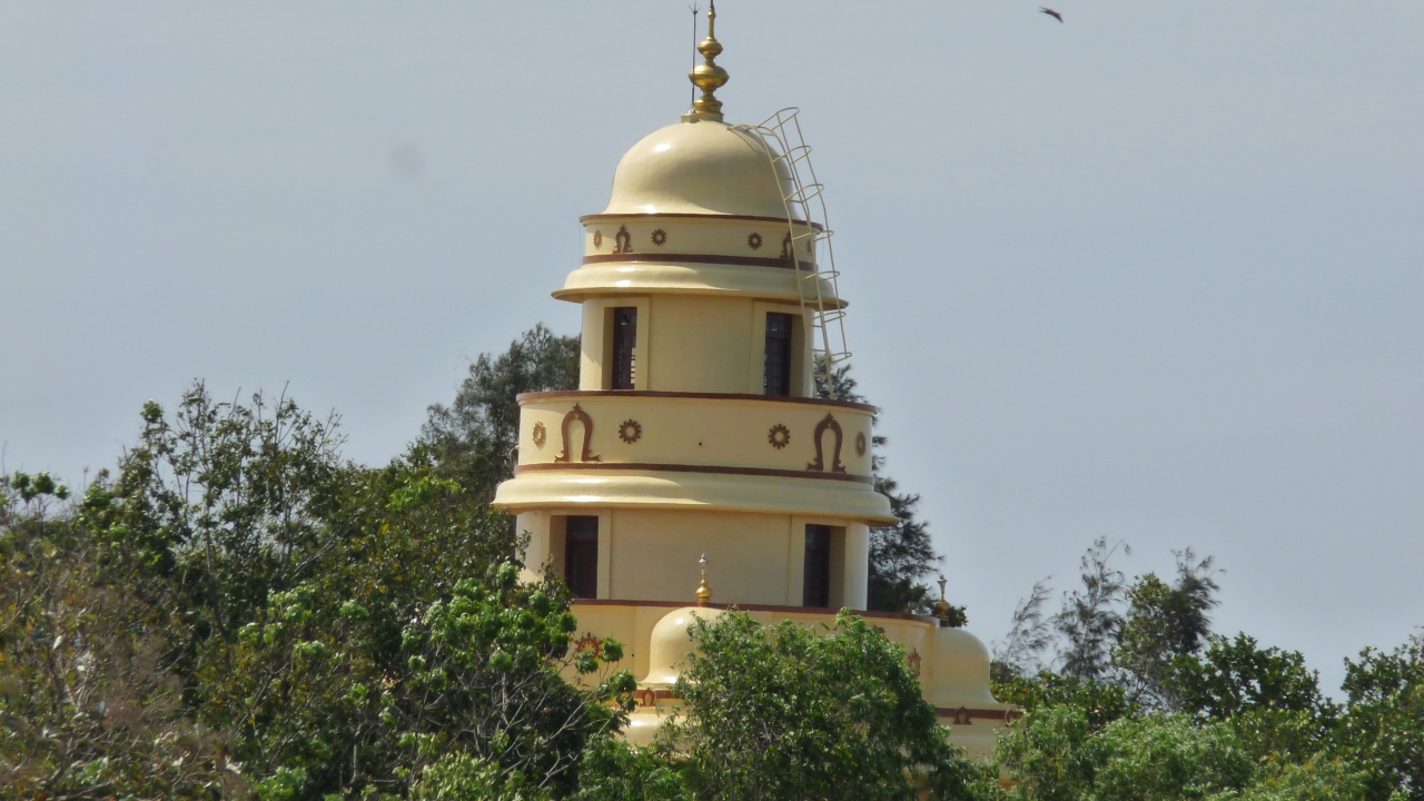 Красивый вид на Варкалу