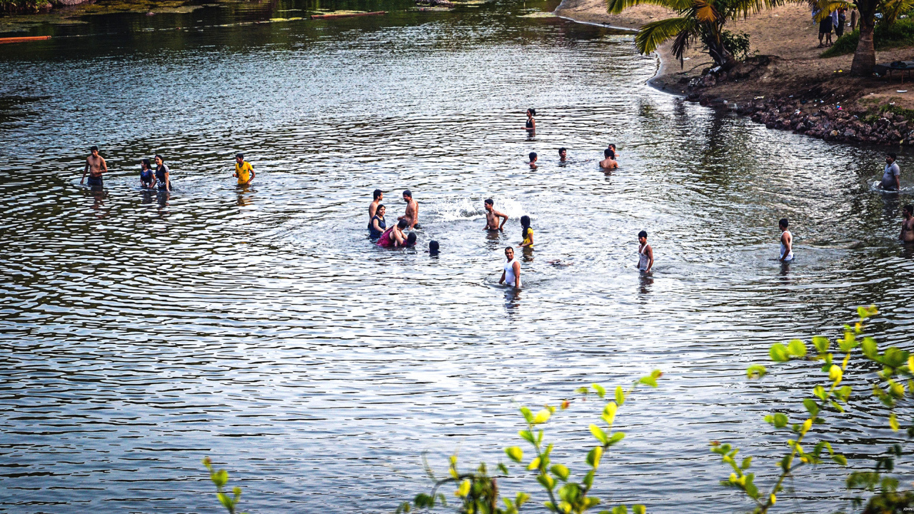 Туристы в Арамболе