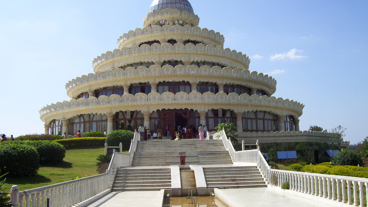 Unusual architecture in Bangalore