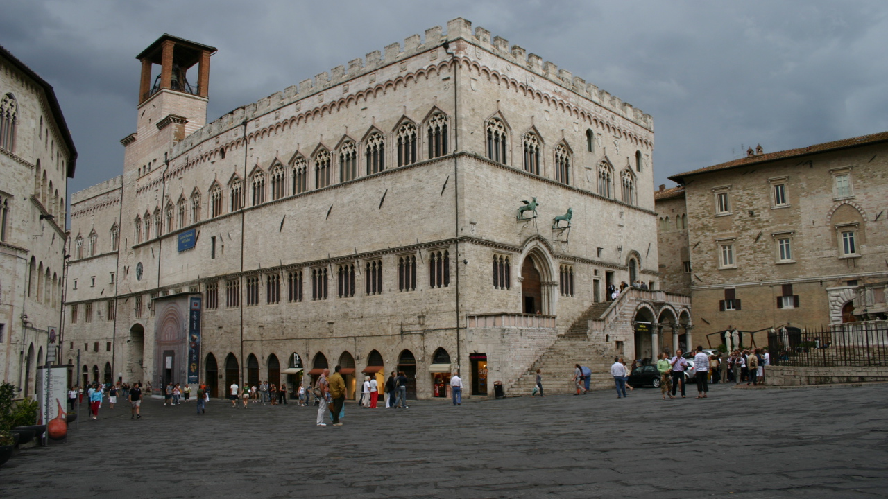 Площадь в Перудже, Италия