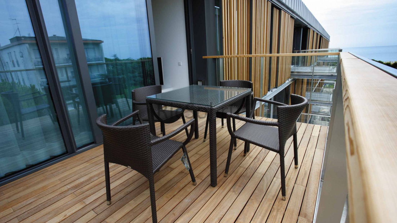 Балкончик в отеле на курорте Лидо ди Езоло, Италия