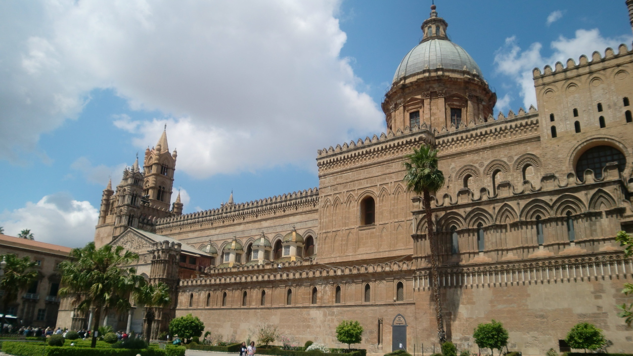 Католический собор на острове Сицилия, Италия