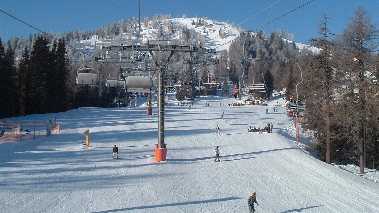 Подъемник на горнолыжном курорте Валь ди Соль, Италия