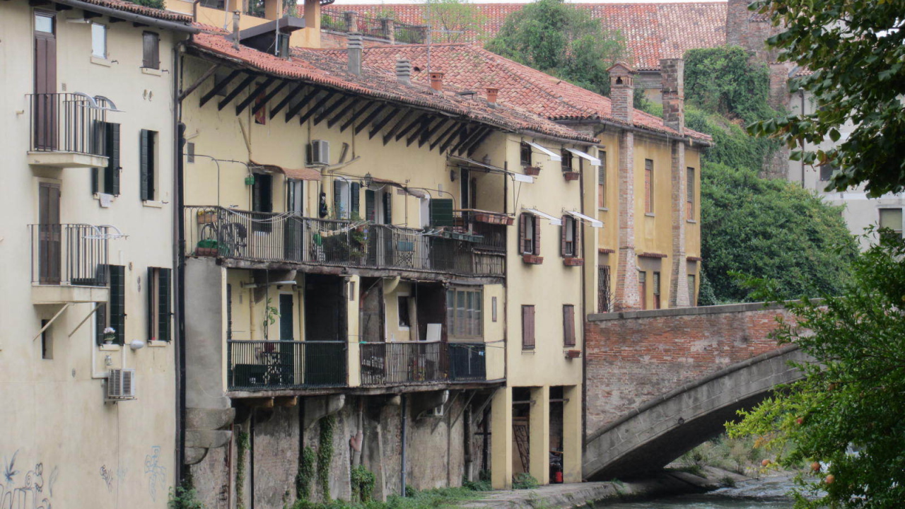 Старинные дома в Падуе, Италия