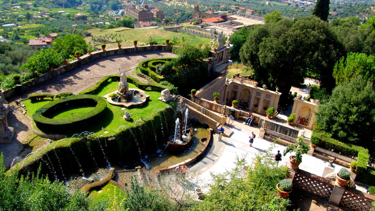 Панорама города в Тиволи, Италия